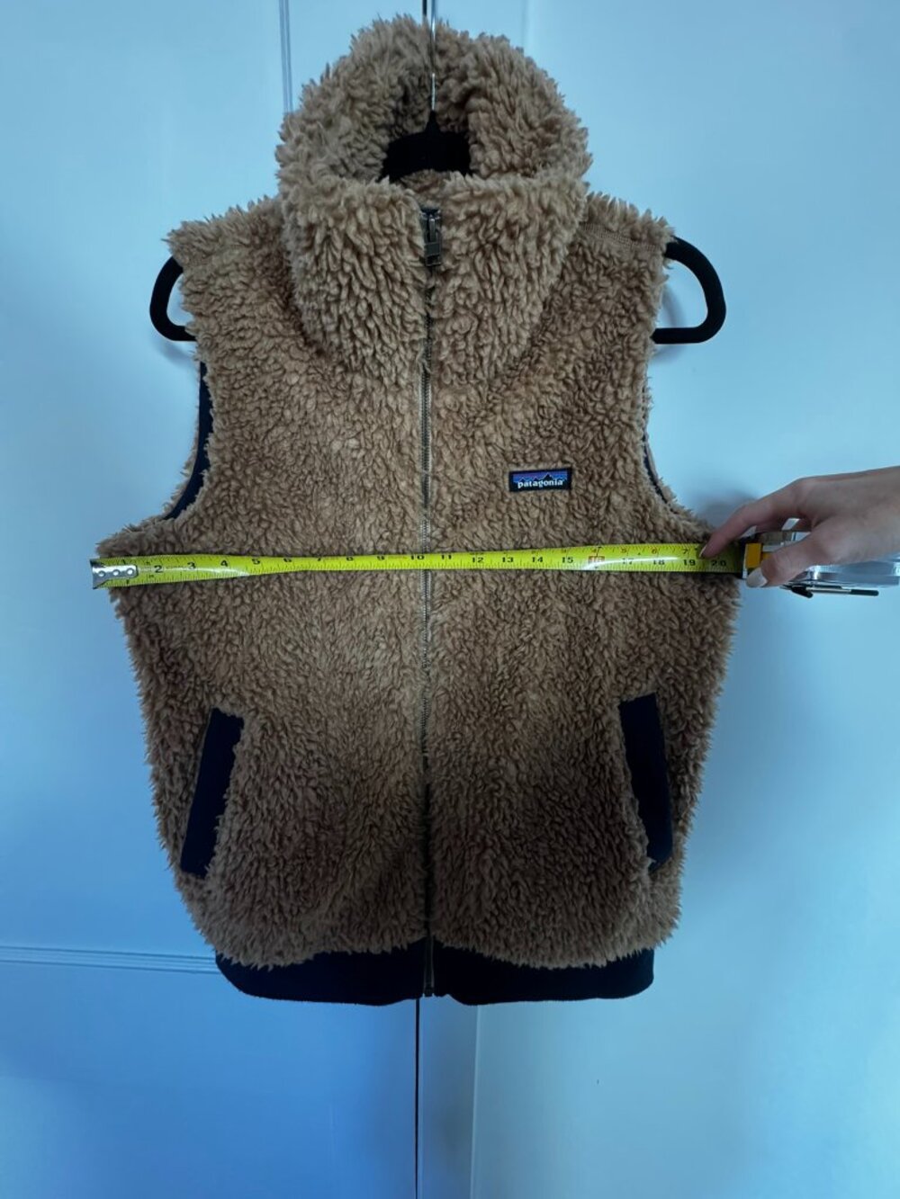Patagonia Dusty Mesa Teddy Vest Size L Style 25120 - Picture 5 of 6